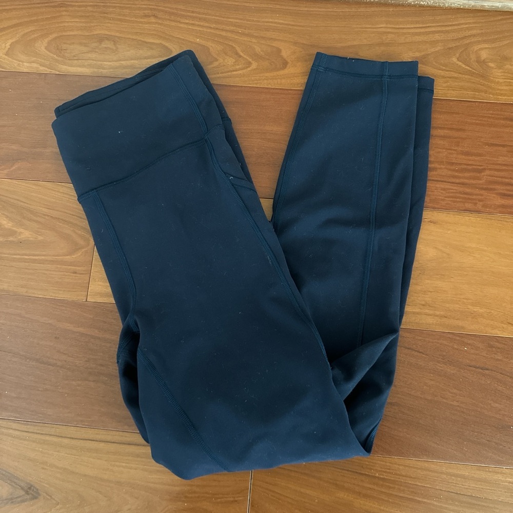 Lululemon Navy Leggings with 2 side pockets
